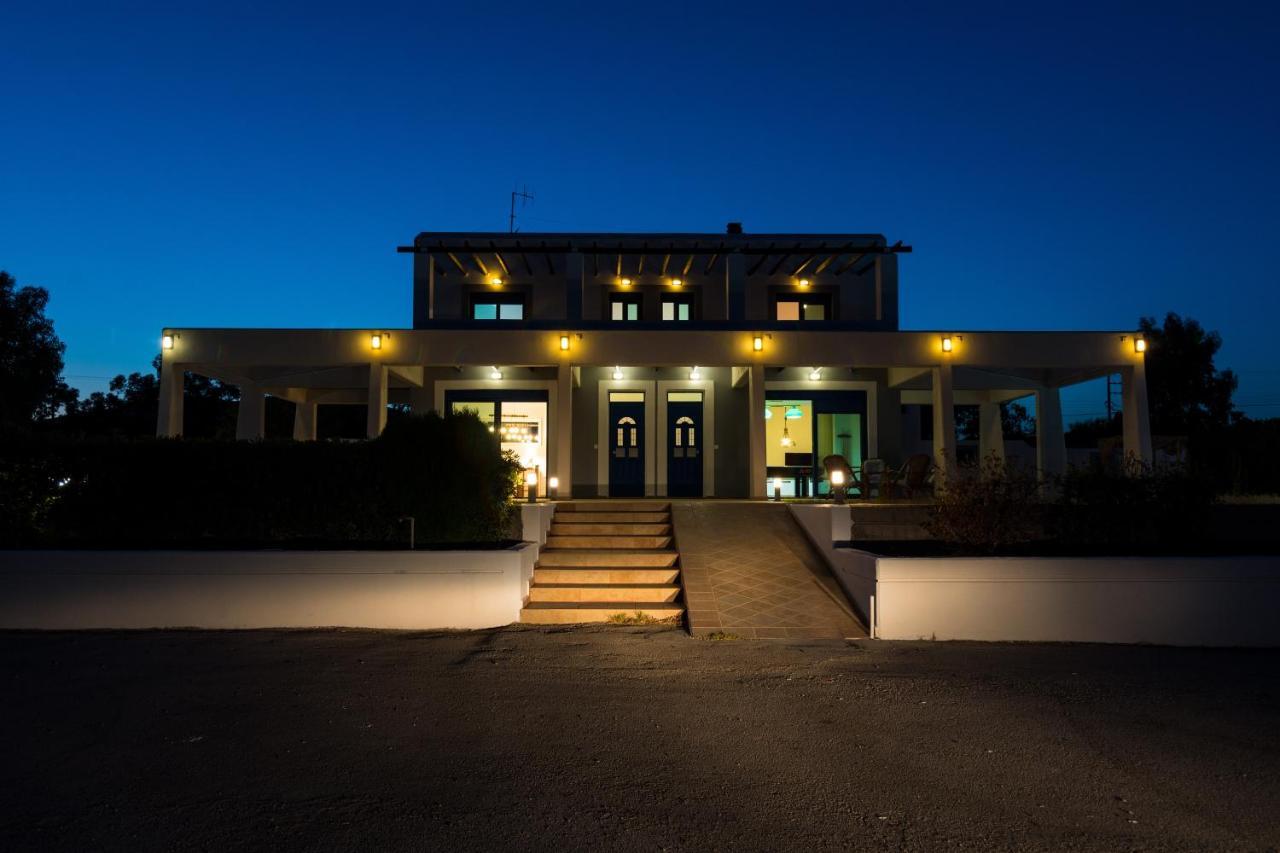The "Perfect Beach House" Villa Lakhania Exteriör bild