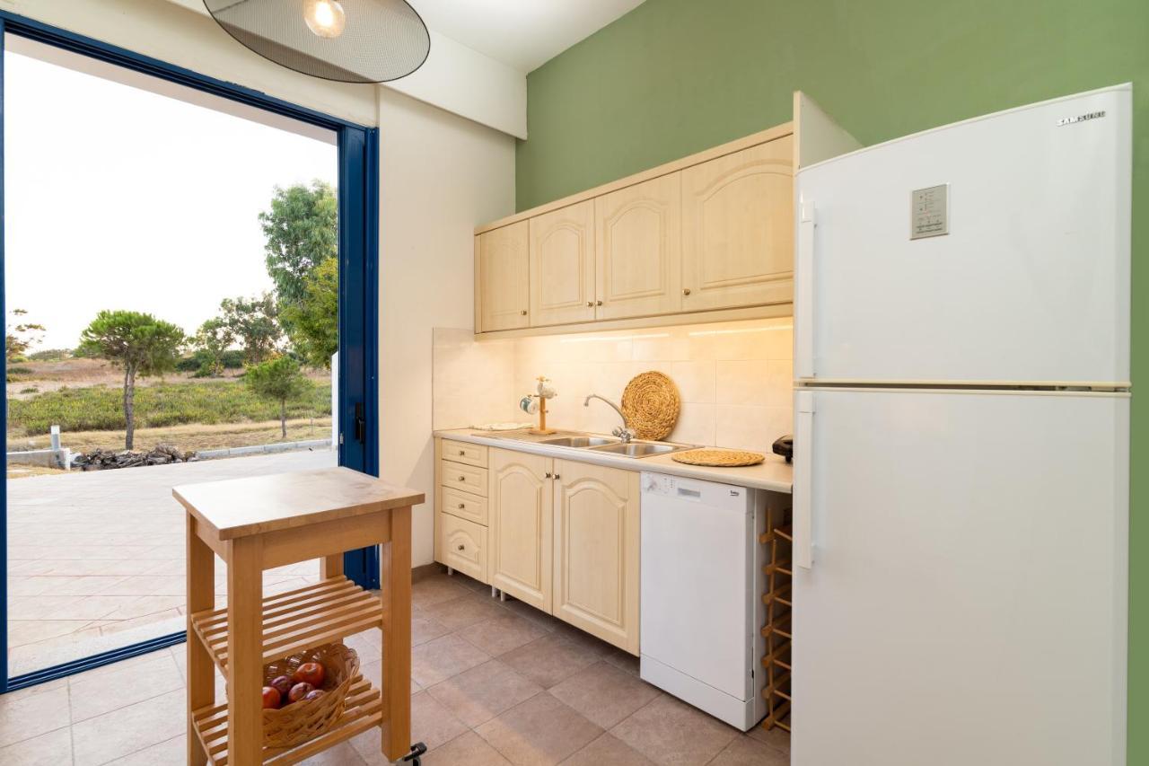 The "Perfect Beach House" Villa Lakhania Exteriör bild